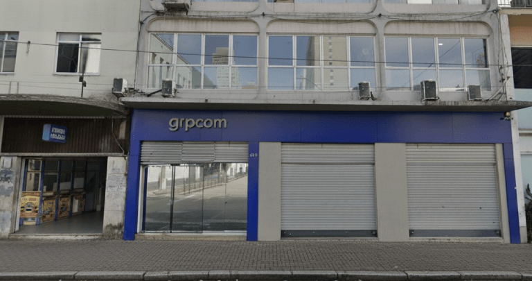 Visionnaire - Case - GRPCOM