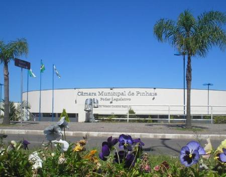Prefeitura de Pinhais - Portal na Internet - Visionnaire | Fbrica de IA | Fbrica de Software
